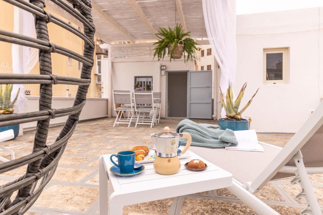 Regina Minor Apartment Monopoli Bagian luar foto