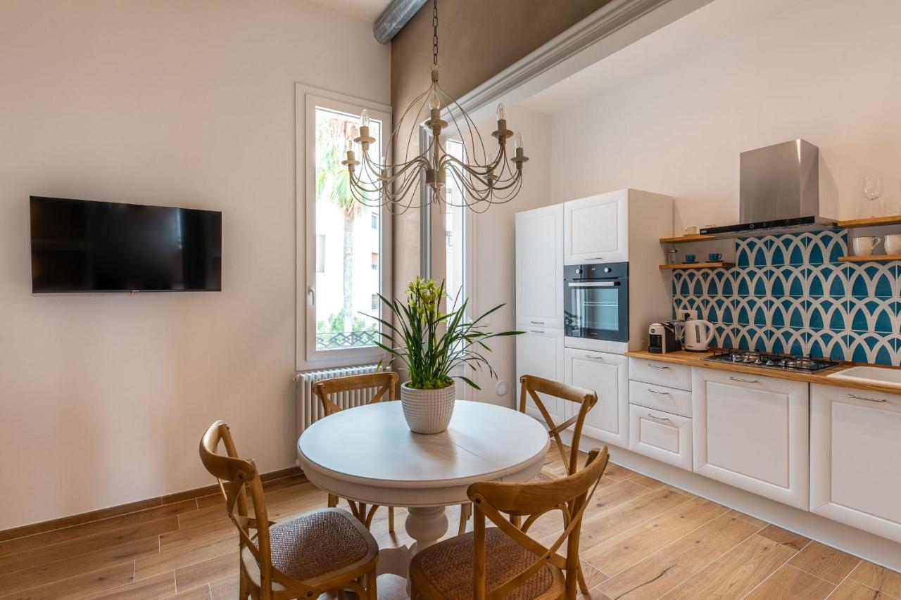 Regina Minor Apartment Monopoli Bagian luar foto