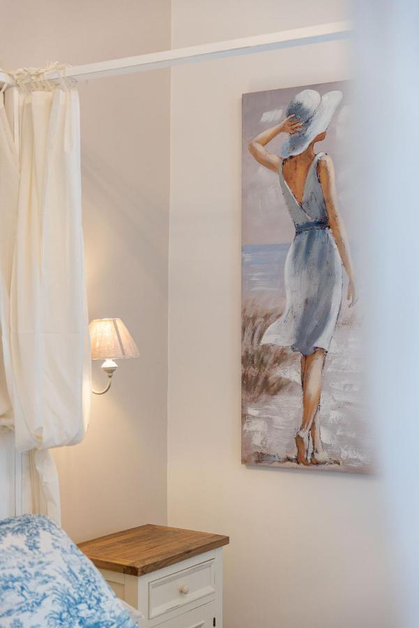 Regina Minor Apartment Monopoli Bagian luar foto